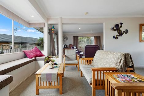 Photo of property in 14 Cloverlea Walk, Welcome Bay, Tauranga, 3112