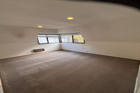 Photo of property in 2/27 Macdonald Crescent, Te Aro, Wellington, 6011