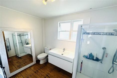 Photo of property in 3/8 Thatcher Street, Mission Bay, Auckland, 1071