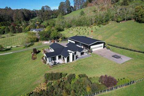 Photo of property in 28 Te Moenga Park, Acacia Bay, Taupo, 3330
