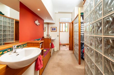 Photo of property in 245 Ngatiawa Road, Reikorangi, Waikanae, 5391