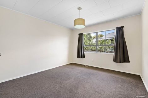 Photo of property in 35 Barbados Drive, Unsworth Heights, Auckland, 0632