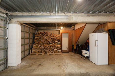 Photo of property in 15 Leven Street, South Hill, Oamaru, 9400