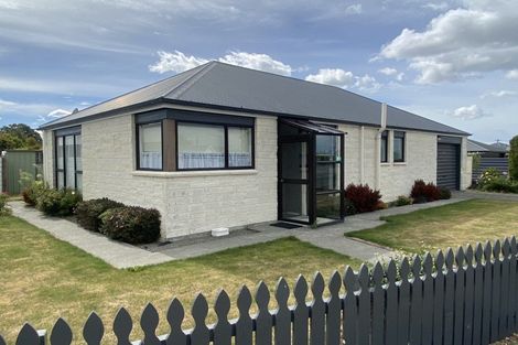 Photo of property in 15 Wilkin Street, Tinwald, Ashburton, 7700