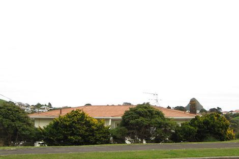 Photo of property in 1/16 Ridd Street, Lynmouth, New Plymouth, 4310