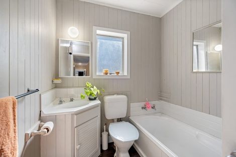 Photo of property in 7 Montgomery Avenue, Onerahi, Whangarei, 0110