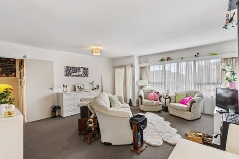 Photo of property in 2/7 Don Street, Papakura, 2110