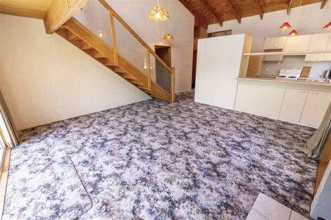 Photo of property in 4 Broadway Avenue, Waikuku Beach, 7473