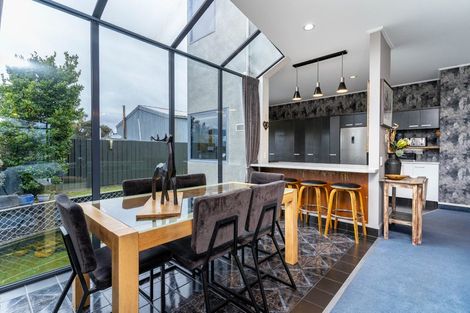 Photo of property in 4 Hamilton Court, Milton, 9220