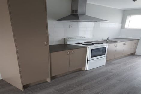 Photo of property in 2/9 View Road, Papakura, 2110
