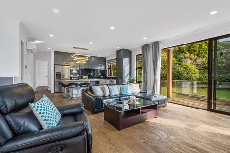 Photo of property in 51a Bleakhouse Road, Howick, Auckland, 2014