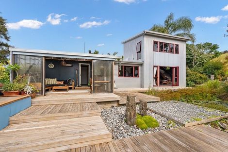 Photo of property in 2080 State Highway 1, Hukerenui, Hikurangi, 0182