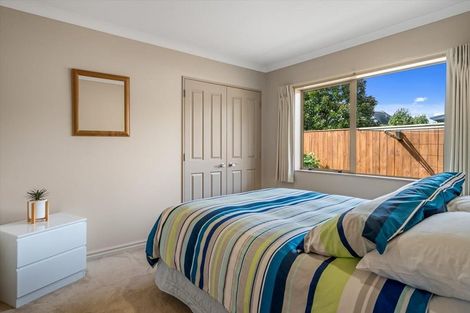 Photo of property in 28 Redhaven Place, Bethlehem, Tauranga, 3110