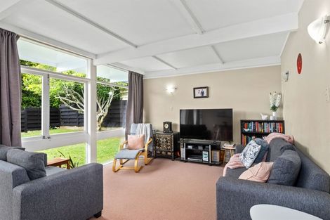 Photo of property in 3/340 Te Atatu Road, Te Atatu South, Auckland, 0610