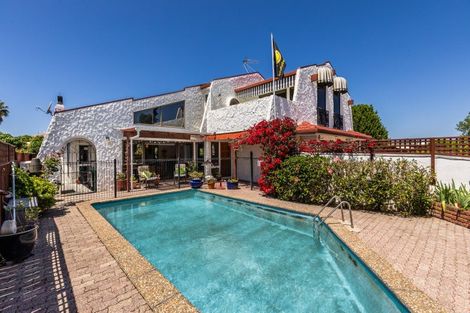 Photo of property in 35 Ngarimu Crescent, Taradale, Napier, 4112