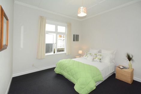 Photo of property in 43 Hargest Crescent, Saint Kilda, Dunedin, 9012