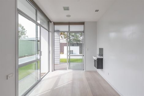 Photo of property in 8a Rotherham Street, Riccarton, Christchurch, 8041