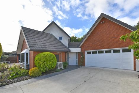 Photo of property in 14 Rubens Place, Burnside, Christchurch, 8053