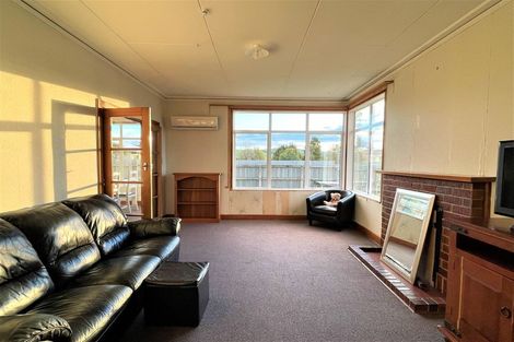 Photo of property in 7 Ovenden Street, Owaka, 9535