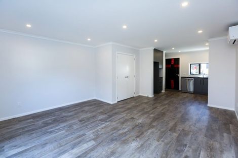 Photo of property in 5 Reakes Crescent, Wallaceville, Upper Hutt, 5018