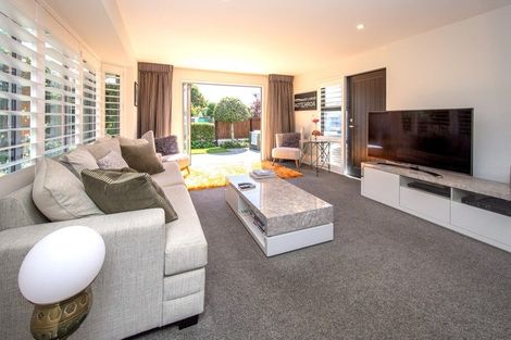 Photo of property in 76 Palatine Terrace, Saint Martins, Christchurch, 8022