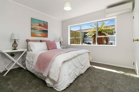 Photo of property in 18b Catton Crescent, Mount Roskill, Auckland, 1041