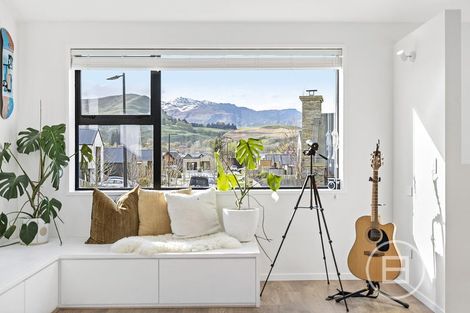 Photo of property in 15 Lorne Street, Lake Hayes, Queenstown, 9304