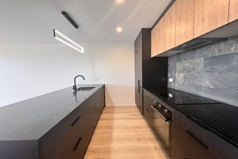 Photo of property in 2/6 Princes Street, Northcote Point, Auckland, 0627