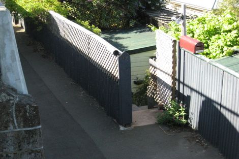 Photo of property in 16 Ticehurst Road, Lyttelton, 8082