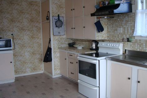 Photo of property in 16 Jollie Road, Twizel, 7901