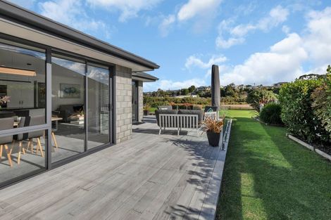 Photo of property in 10 Pukeko Street, Ruakaka, 0116