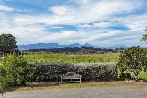 Photo of property in 29 Cemetery Road, Maunu, Whangarei, 0179