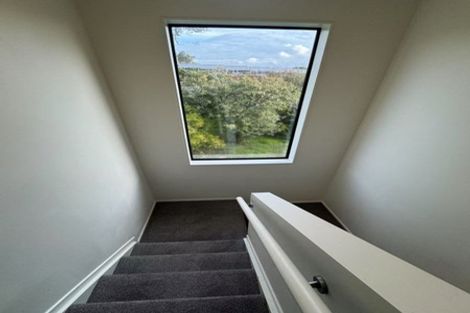 Photo of property in 9 Apple Lane, Henderson, Auckland, 0610