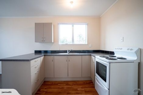 Photo of property in 8 Cedar Grove, Highbury, Palmerston North, 4412
