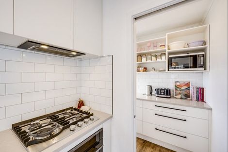 Photo of property in 26 James Foley Avenue, Pirimai, Napier, 4112