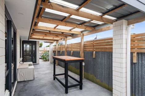 Photo of property in 162b Winchester Street, Levin, 5510