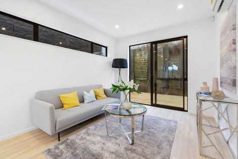 Photo of property in 38 Waihou Crescent, Albany Heights, Auckland, 0632