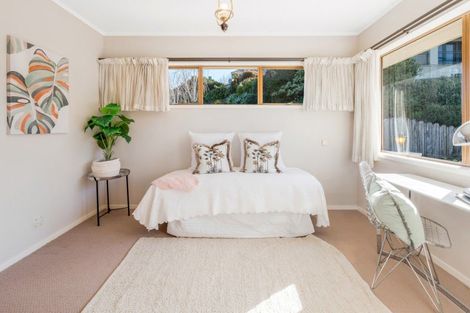 Photo of property in 23 Callender Place, Shelly Park, Auckland, 2014