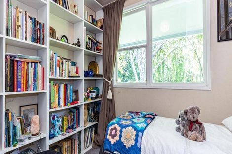 Photo of property in 274 High Street North, Carterton, 5713