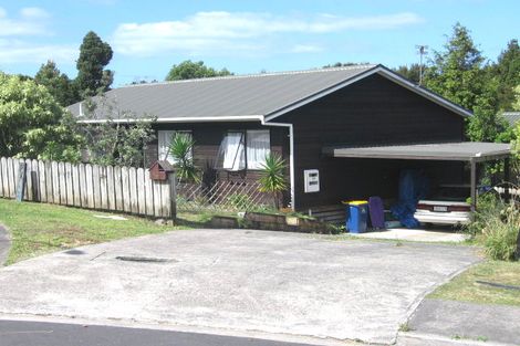 Photo of property in 1/20 Valecrest Place, Bayview, Auckland, 0629