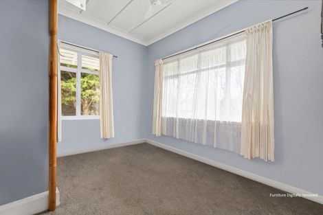 Photo of property in 16 Lyon Street, Marton, 4710