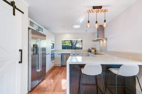 Photo of property in 128a Mellons Bay Road, Mellons Bay, Auckland, 2014