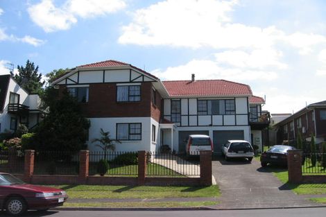 Photo of property in 28 Montclair Rise, Browns Bay, Auckland, 0630