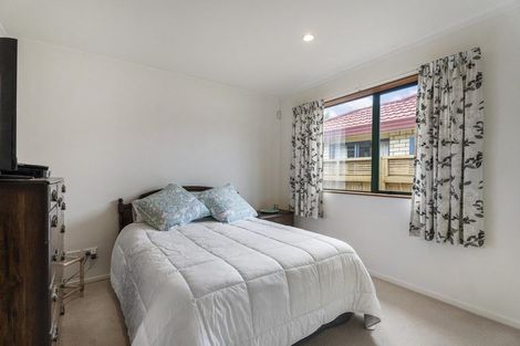 Photo of property in 28 Red Hibiscus Road, Stanmore Bay, Whangaparaoa, 0932