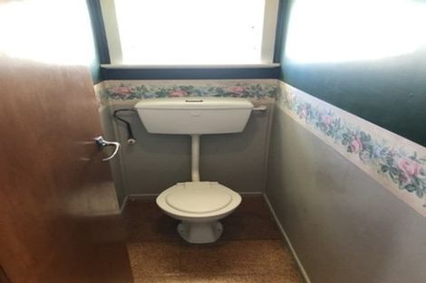 Photo of property in 37 Carrington Avenue, Hillcrest, Hamilton, 3216