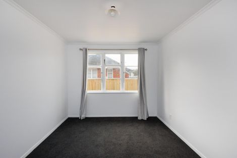 Photo of property in 70 Rangiora Avenue, Roslyn, Palmerston North, 4414