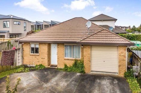 Photo of property in 15 Saybrook Place, Mangere, Auckland, 2022