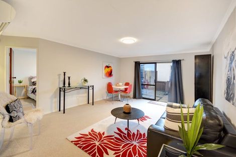 Photo of property in 123d Macandrew Road, South Dunedin, Dunedin, 9012