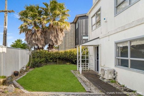 Photo of property in 1219 Papamoa Beach Road, Papamoa Beach, Papamoa, 3118