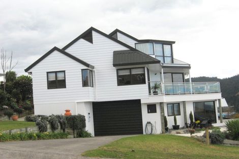 Photo of property in 1 Tairua Heights, Tairua, 3508